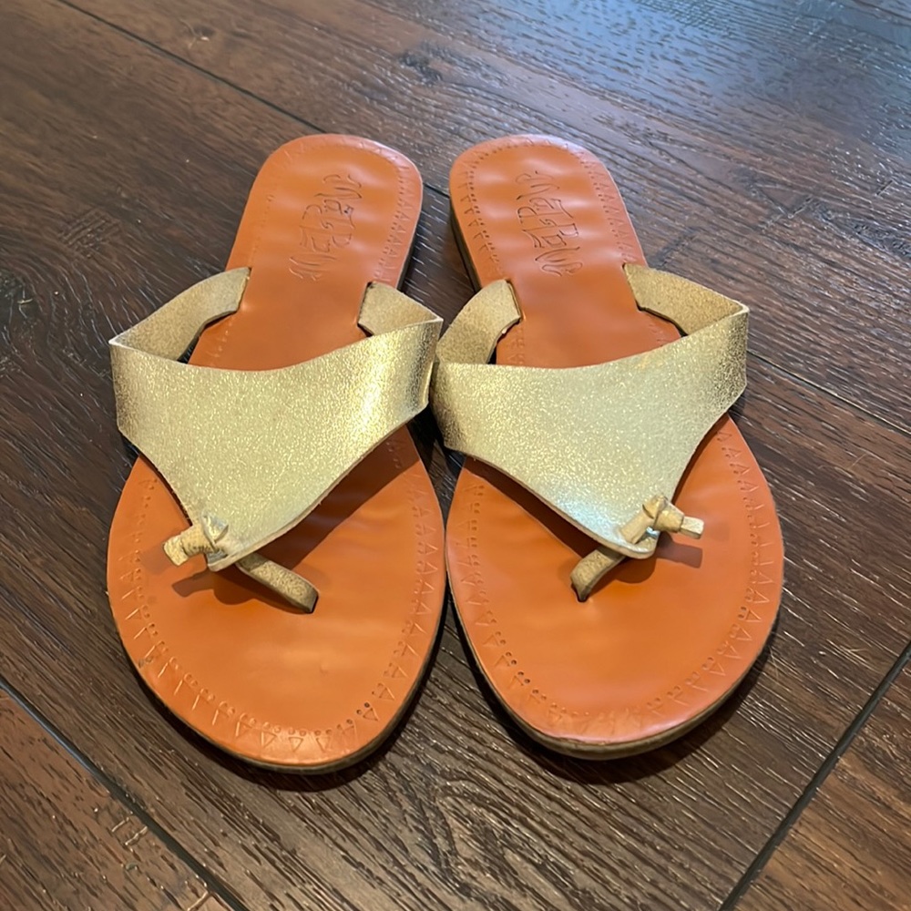 Summer sandals
